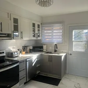 Fully Renovated With Free Parking Apartment
