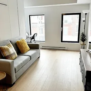 1406 Sainte Elisabeth Apartment